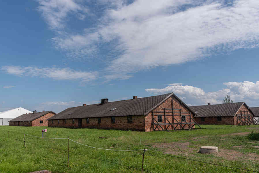 Polonia 069 - Auschwitz ll-Birkenau.jpg